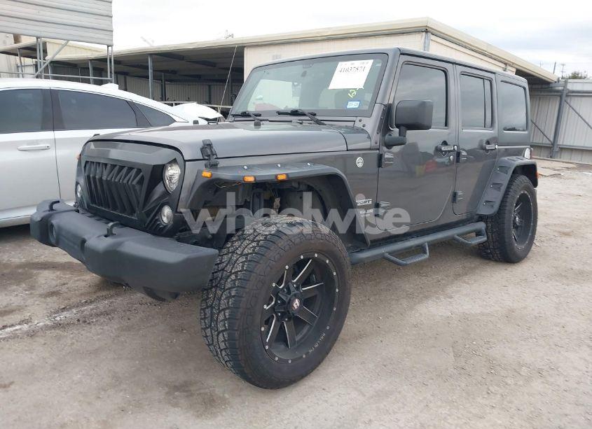 Photo 2 of 2017 Jeep Wrangler UNLIMITED SPORT 4X4 (VIN 1C4BJWDG5HL554161)