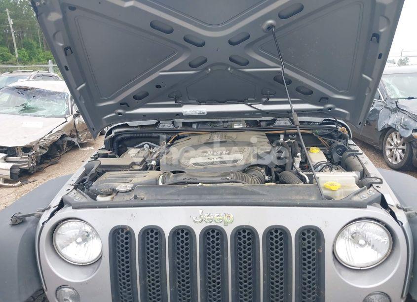 Photo 10 of 2017 Jeep Wrangler UNLIMITED SPORT 4X4 (VIN 1C4BJWDG5HL631286)