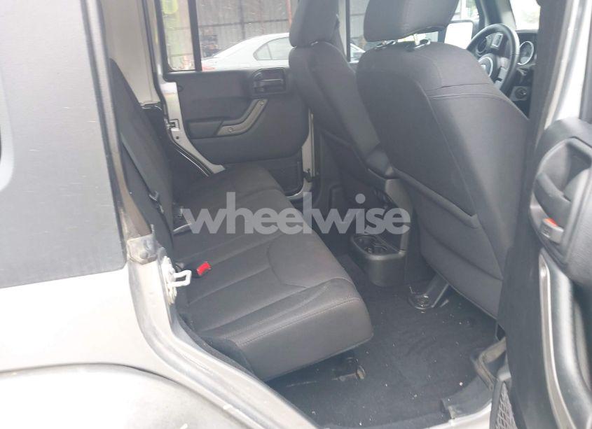 Photo 8 of 2017 Jeep Wrangler UNLIMITED SPORT 4X4 (VIN 1C4BJWDG5HL631286)