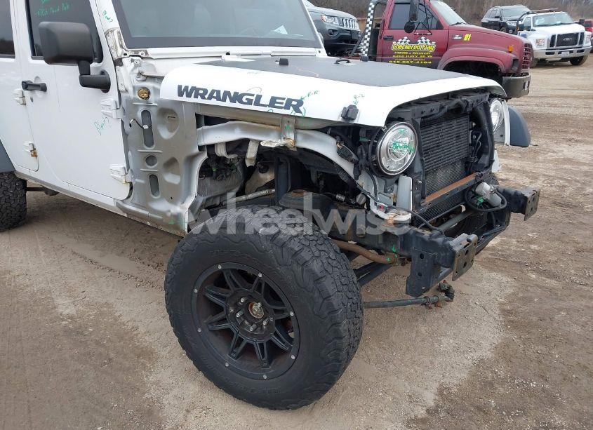 Photo 17 of 2017 Jeep Wrangler UNLIMITED BIG BEAR 4X4 (VIN 1C4BJWDG5HL665616)