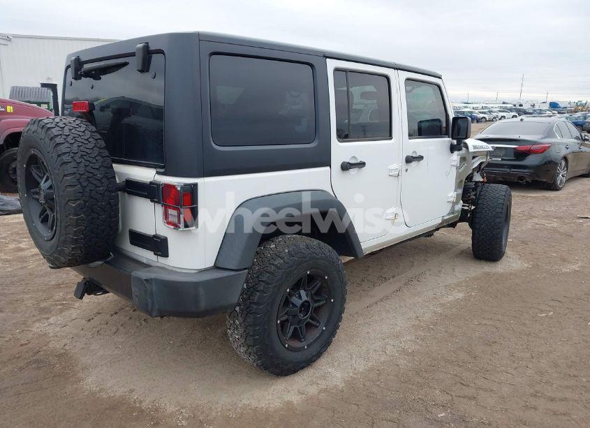 Photo 4 of 2017 Jeep Wrangler UNLIMITED BIG BEAR 4X4 (VIN 1C4BJWDG5HL665616)