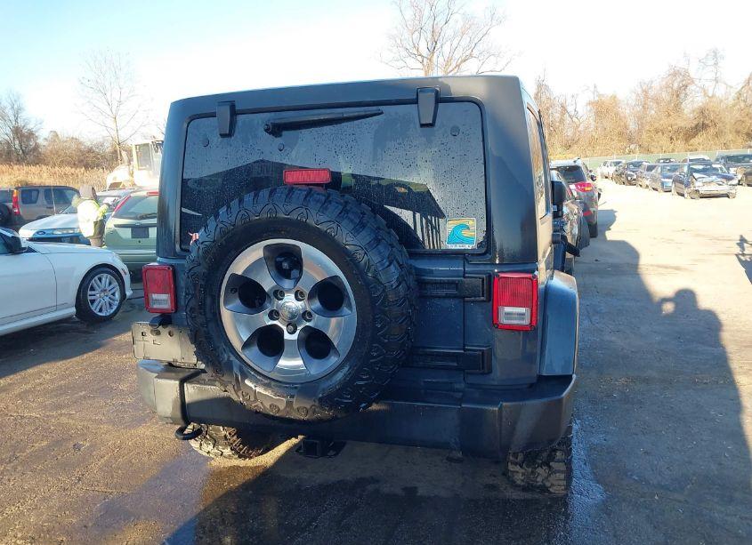 Photo 16 of 2018 Jeep Wrangler JK UNLIMITED SPORT S 4X4 (VIN 1C4BJWDG5JL804522)