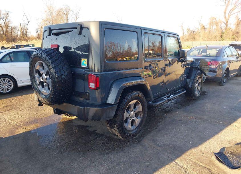 Photo 4 of 2018 Jeep Wrangler JK UNLIMITED SPORT S 4X4 (VIN 1C4BJWDG5JL804522)