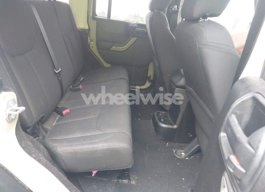 Photo 8 of 2018 Jeep Wrangler JK UNLIMITED SPORT S 4X4 (VIN 1C4BJWDG5JL866860)