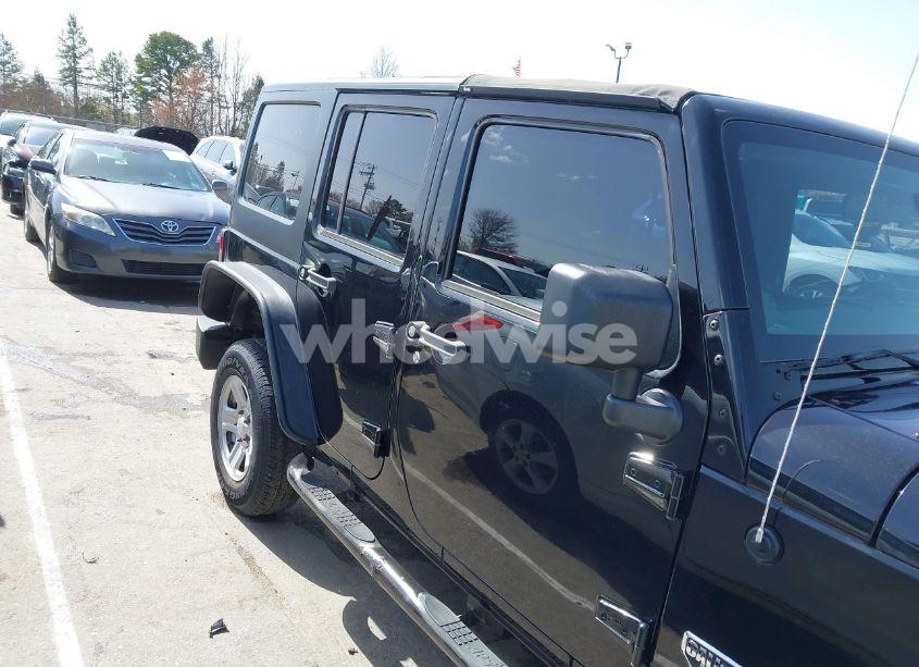 Photo 13 of 2013 Jeep Wrangler UNLIMITED SPORT (VIN 1C4BJWDG6DL515539)