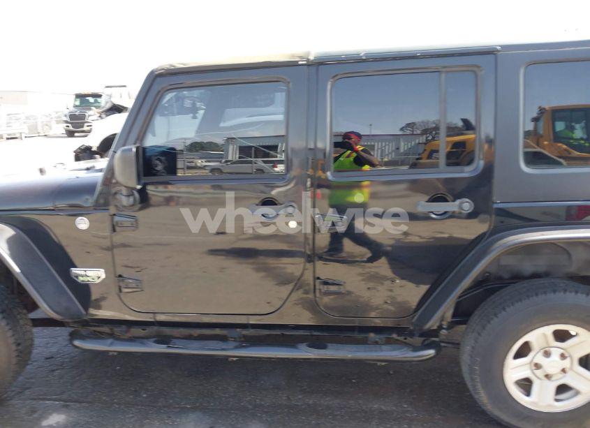 Photo 14 of 2013 Jeep Wrangler UNLIMITED SPORT (VIN 1C4BJWDG6DL515539)