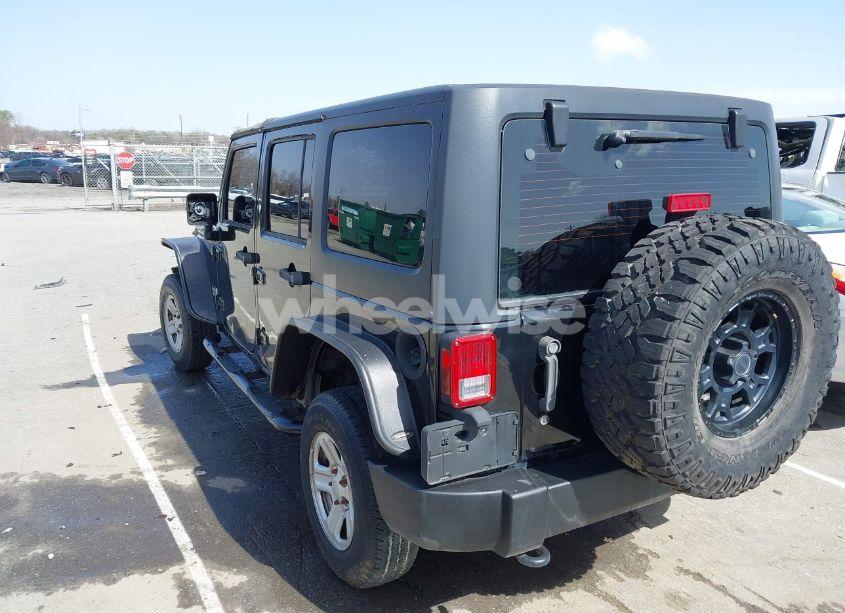 Photo 3 of 2013 Jeep Wrangler UNLIMITED SPORT (VIN 1C4BJWDG6DL515539)