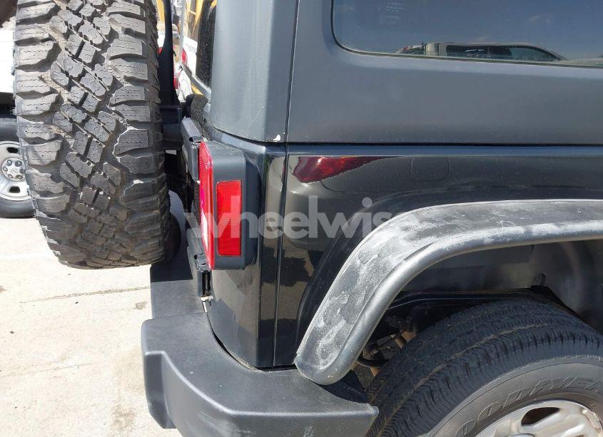 Photo 6 of 2013 Jeep Wrangler UNLIMITED SPORT (VIN 1C4BJWDG6DL515539)