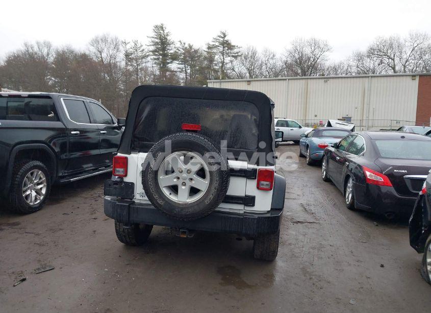 Photo 16 of 2013 Jeep Wrangler UNLIMITED SPORT (VIN 1C4BJWDG6DL684444)