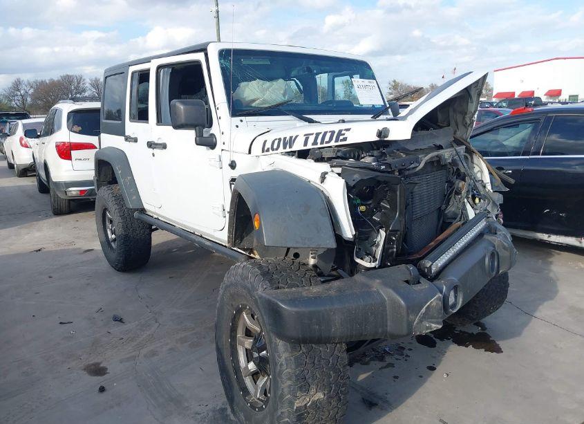 2014 Jeep Wrangler UNLIMITED SPORT (VIN 1C4BJWDG6EL130452) main photo