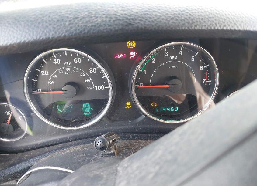 Photo 16 of 2014 Jeep Wrangler UNLIMITED SPORT (VIN 1C4BJWDG6EL130452)