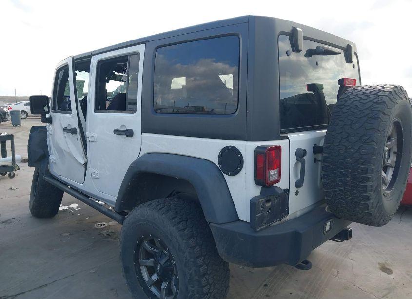 Photo 3 of 2014 Jeep Wrangler UNLIMITED SPORT (VIN 1C4BJWDG6EL130452)