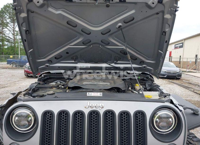 Photo 10 of 2015 Jeep Wrangler UNLIMITED SPORT (VIN 1C4BJWDG6FL506083)
