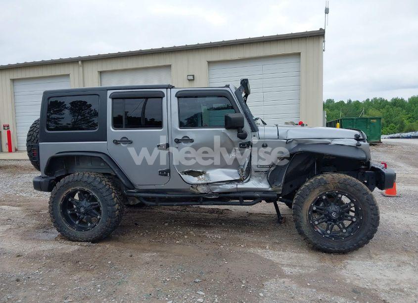 Photo 13 of 2015 Jeep Wrangler UNLIMITED SPORT (VIN 1C4BJWDG6FL506083)
