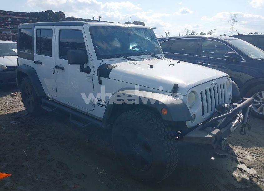 2015 Jeep Wrangler UNLIMITED SPORT (VIN 1C4BJWDG6FL522316) main photo