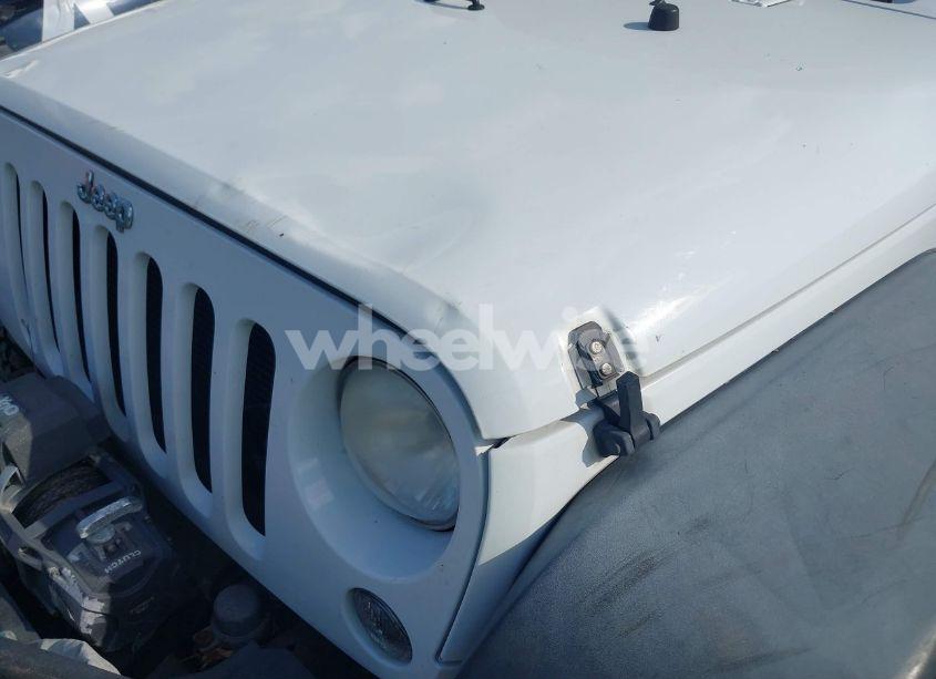 Photo 6 of 2015 Jeep Wrangler UNLIMITED SPORT (VIN 1C4BJWDG6FL522316)