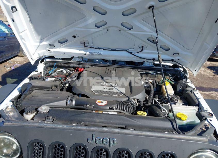 Photo 10 of 2015 Jeep Wrangler UNLIMITED FREEDOM EDITION (VIN 1C4BJWDG6FL563237)