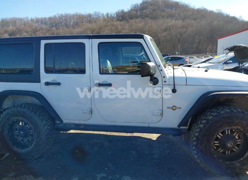 Photo 14 of 2015 Jeep Wrangler UNLIMITED FREEDOM EDITION (VIN 1C4BJWDG6FL563237)