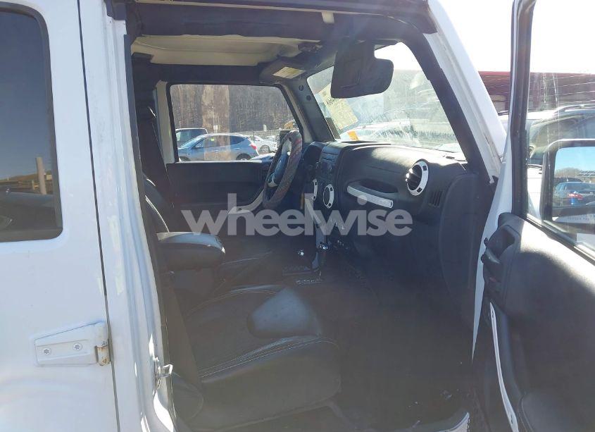 Photo 5 of 2015 Jeep Wrangler UNLIMITED FREEDOM EDITION (VIN 1C4BJWDG6FL563237)