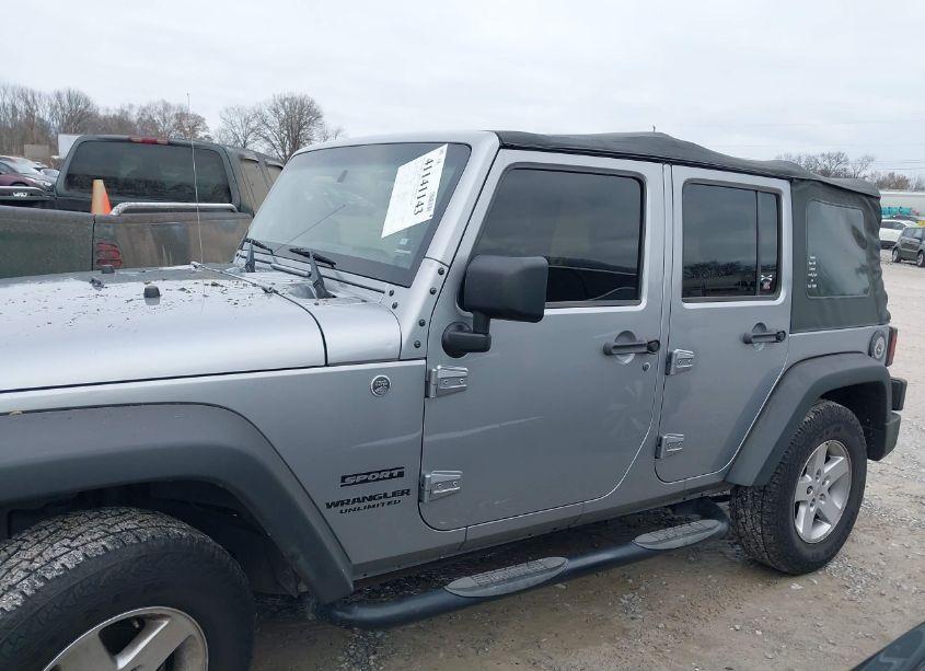 Photo 14 of 2015 Jeep Wrangler UNLIMITED SPORT (VIN 1C4BJWDG6FL610394)