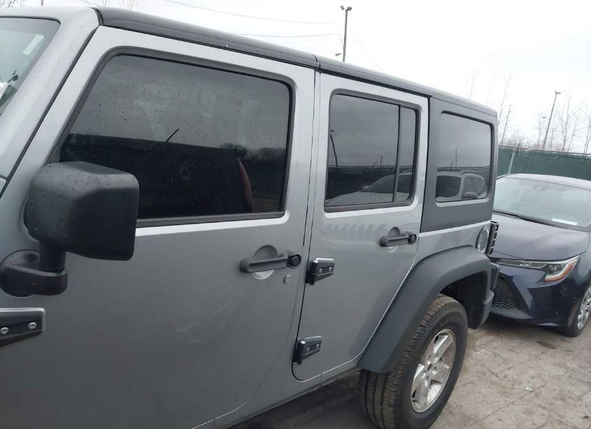 Photo 14 of 2015 Jeep Wrangler UNLIMITED SPORT (VIN 1C4BJWDG6FL684835)