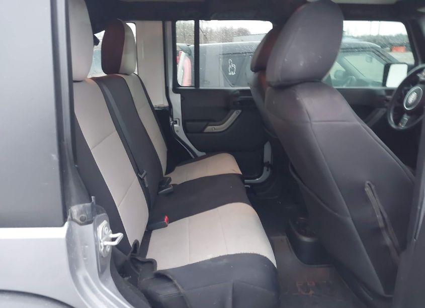 Photo 8 of 2015 Jeep Wrangler UNLIMITED SPORT (VIN 1C4BJWDG6FL684835)