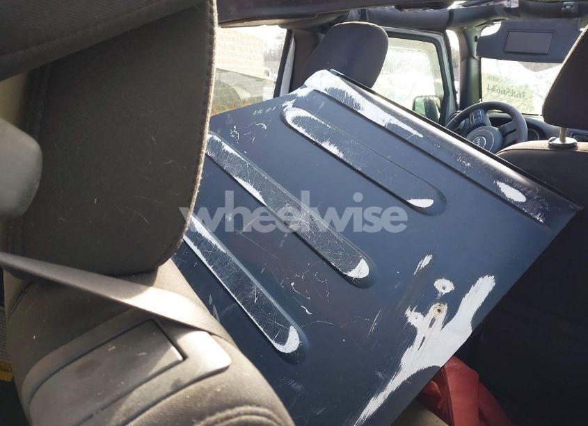 Photo 8 of 2015 Jeep Wrangler UNLIMITED SPORT (VIN 1C4BJWDG6FL745701)