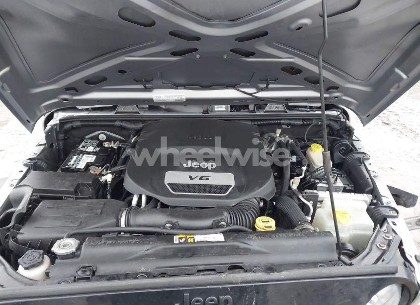 Photo 10 of 2016 Jeep Wrangler UNLIMITED WILLYS WHEELER (VIN 1C4BJWDG6GL103111)