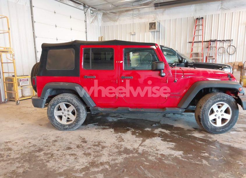 Photo 13 of 2016 Jeep Wrangler UNLIMITED SPORT (VIN 1C4BJWDG6GL201765)