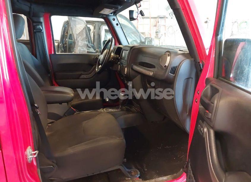 Photo 5 of 2016 Jeep Wrangler UNLIMITED SPORT (VIN 1C4BJWDG6GL201765)