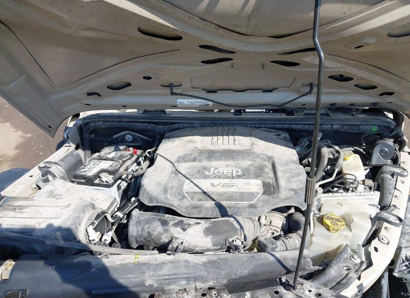 Photo 10 of 2016 Jeep Wrangler UNLIMITED WILLYS WHEELER (VIN 1C4BJWDG6GL296876)