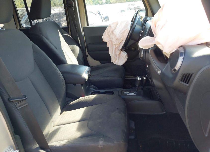 Photo 5 of 2016 Jeep Wrangler UNLIMITED WILLYS WHEELER (VIN 1C4BJWDG6GL296876)