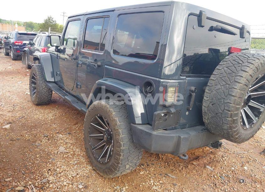 Photo 3 of 2017 Jeep Wrangler UNLIMITED SPORT 4X4 (VIN 1C4BJWDG6HL507706)