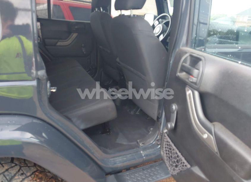 Photo 8 of 2017 Jeep Wrangler UNLIMITED SPORT 4X4 (VIN 1C4BJWDG6HL507706)