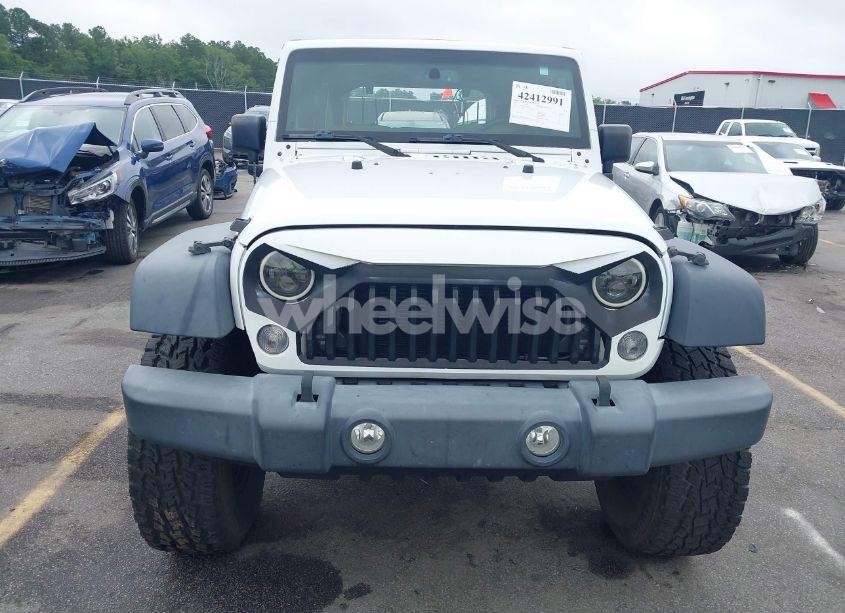 Photo 12 of 2018 Jeep Wrangler JK UNLIMITED SPORT S 4X4 (VIN 1C4BJWDG6JL818719)