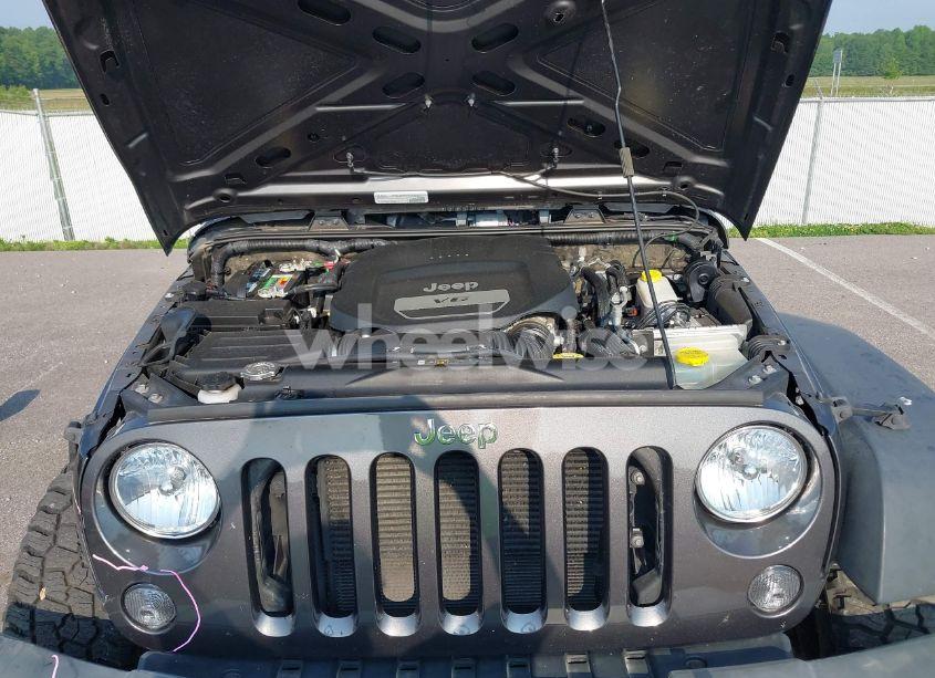 Photo 10 of 2018 Jeep Wrangler JK UNLIMITED SPORT S 4X4 (VIN 1C4BJWDG6JL854359)