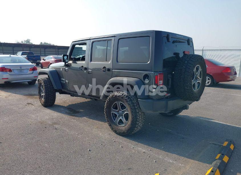 Photo 3 of 2018 Jeep Wrangler JK UNLIMITED SPORT S 4X4 (VIN 1C4BJWDG6JL854359)