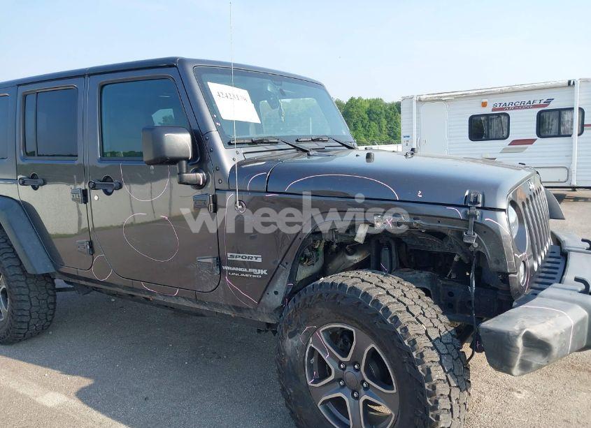 Photo 6 of 2018 Jeep Wrangler JK UNLIMITED SPORT S 4X4 (VIN 1C4BJWDG6JL854359)
