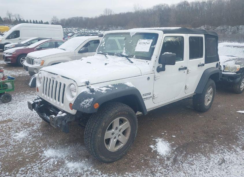 Photo 2 of 2013 Jeep Wrangler UNLIMITED SPORT (VIN 1C4BJWDG7DL579511)