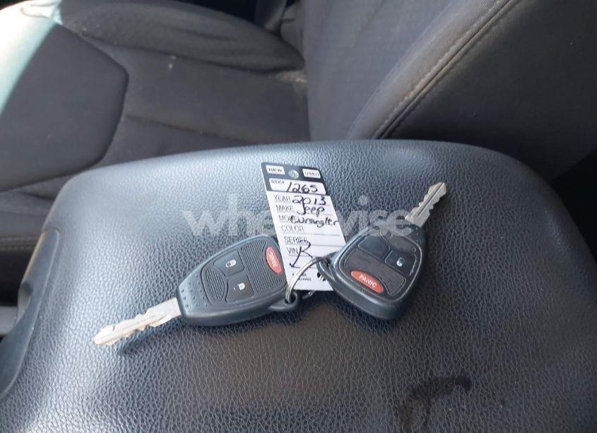 Photo 11 of 2013 Jeep Wrangler UNLIMITED SPORT (VIN 1C4BJWDG7DL583686)