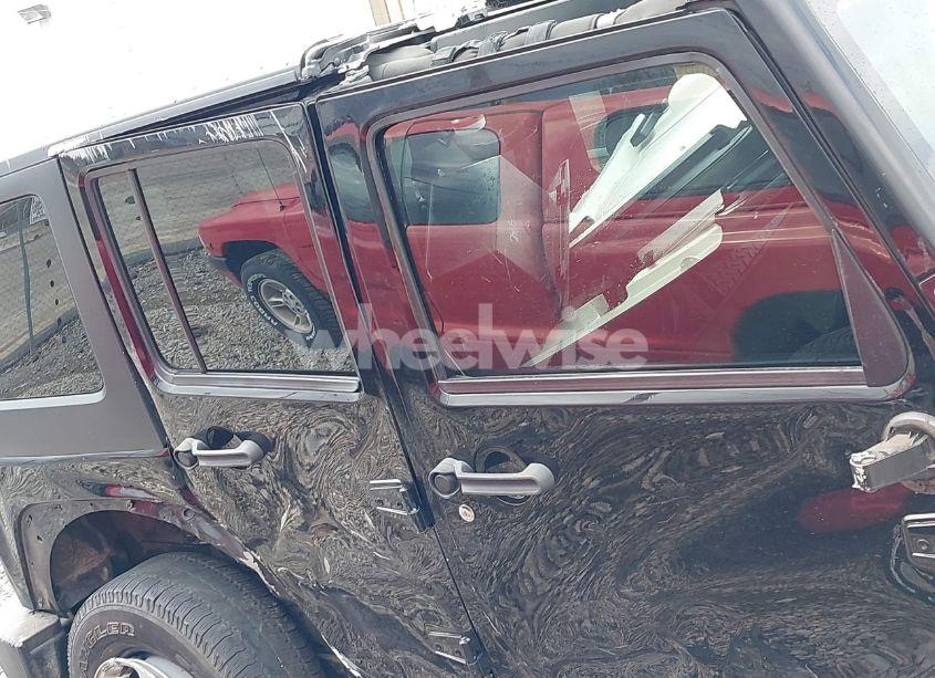 Photo 13 of 2013 Jeep Wrangler UNLIMITED SPORT (VIN 1C4BJWDG7DL669001)