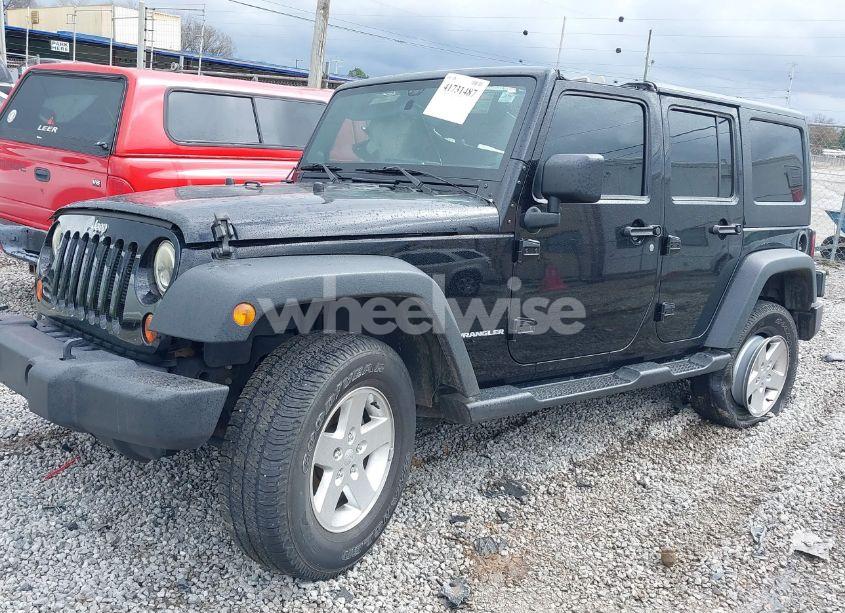 Photo 2 of 2013 Jeep Wrangler UNLIMITED SPORT (VIN 1C4BJWDG7DL669001)