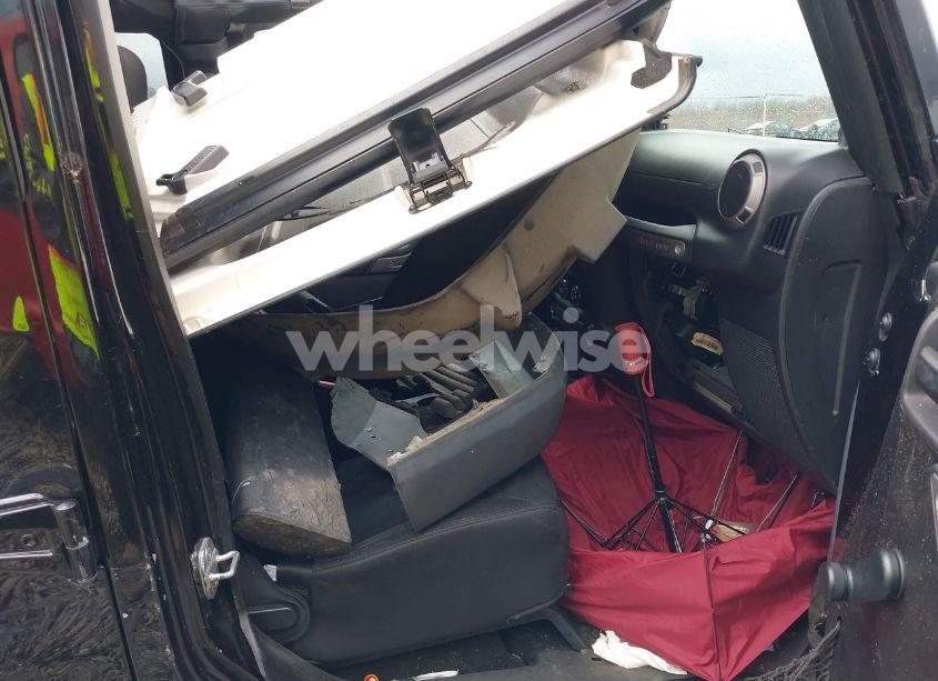 Photo 5 of 2013 Jeep Wrangler UNLIMITED SPORT (VIN 1C4BJWDG7DL669001)