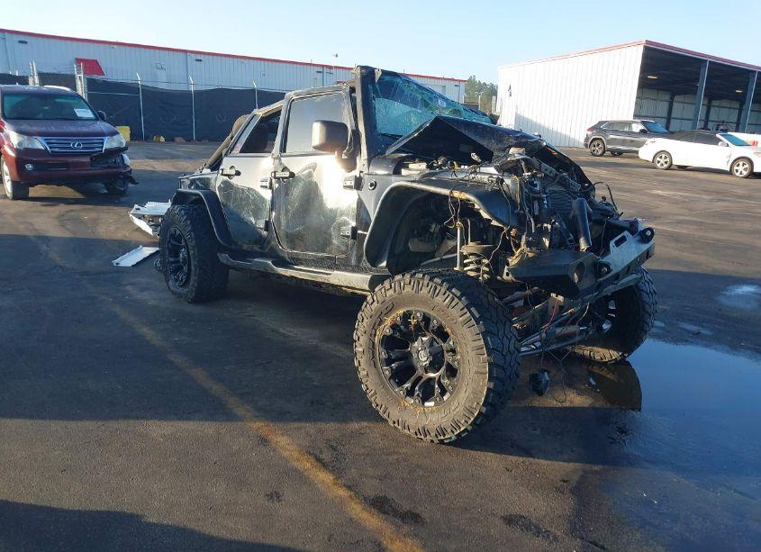 2014 Jeep Wrangler UNLIMITED SPORT (VIN 1C4BJWDG7EL119878) main photo