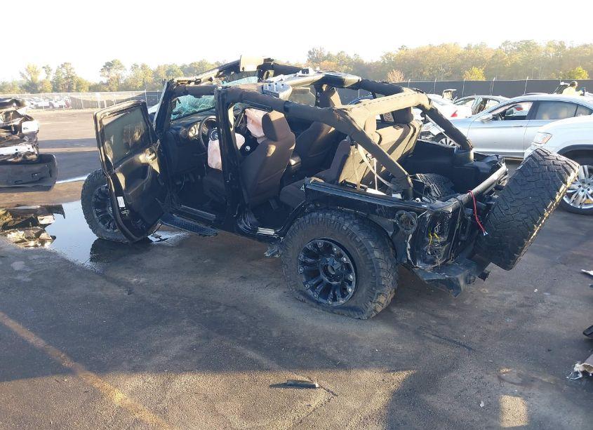 Photo 3 of 2014 Jeep Wrangler UNLIMITED SPORT (VIN 1C4BJWDG7EL119878)