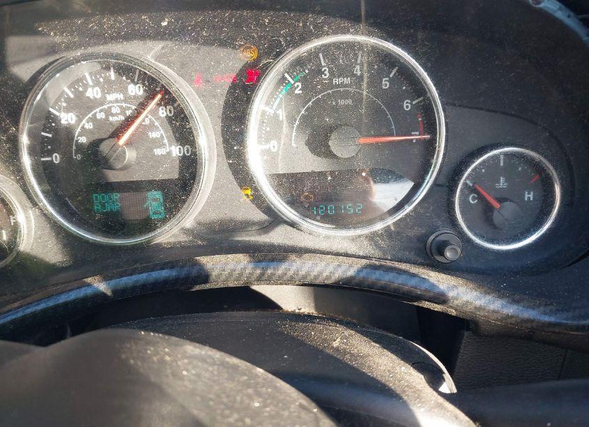 Photo 7 of 2014 Jeep Wrangler UNLIMITED SPORT (VIN 1C4BJWDG7EL119878)