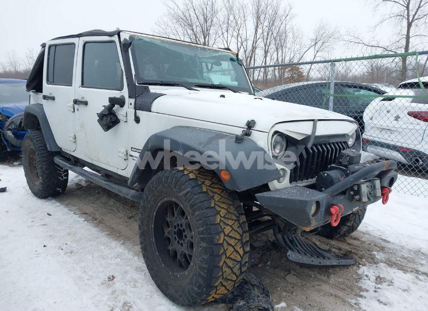 2015 Jeep Wrangler UNLIMITED SPORT (VIN 1C4BJWDG7FL521109) main photo