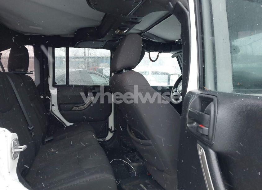 Photo 8 of 2015 Jeep Wrangler UNLIMITED SPORT (VIN 1C4BJWDG7FL521109)