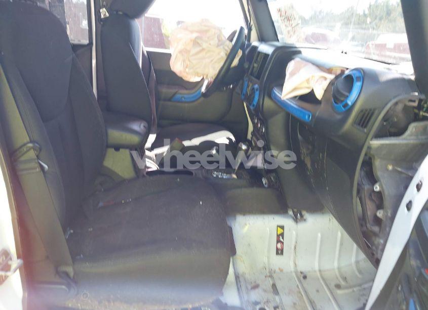 Photo 5 of 2015 Jeep Wrangler UNLIMITED SPORT (VIN 1C4BJWDG7FL539481)