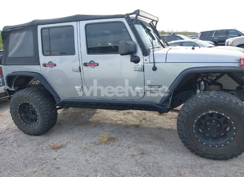 Photo 13 of 2015 Jeep Wrangler UNLIMITED SPORT (VIN 1C4BJWDG7FL608458)